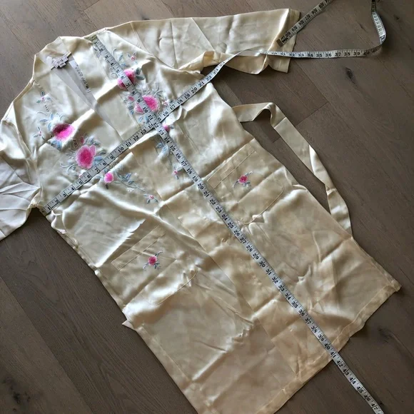 Yellow Silk Robe and Slip Set - Picture 6 of 7